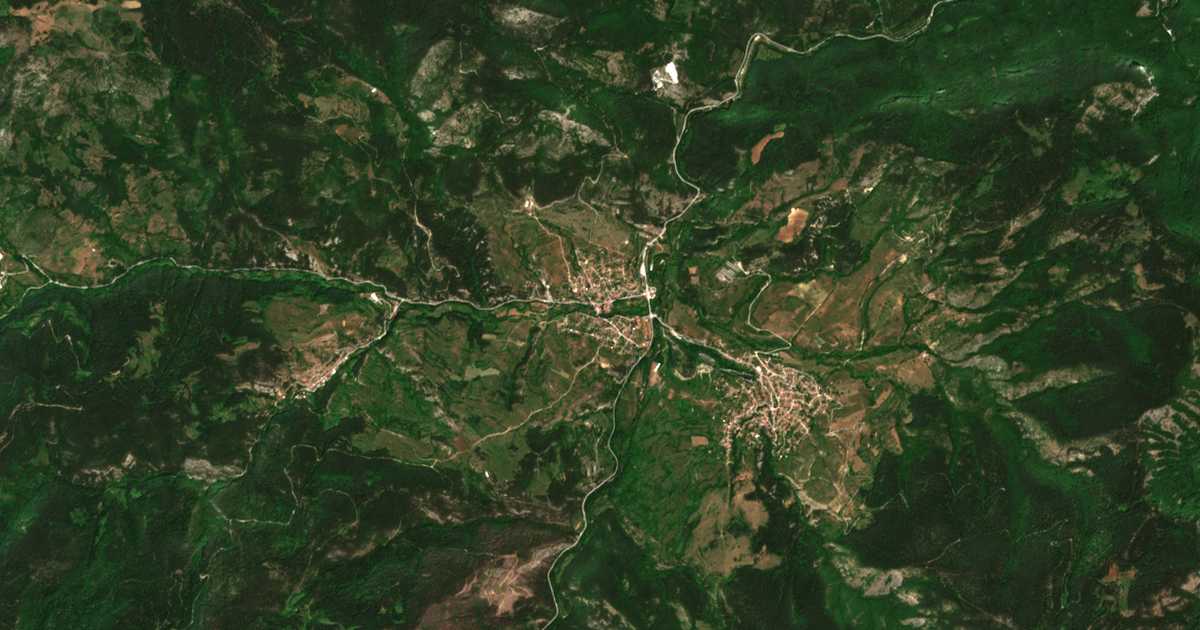 Mapa por satélite de Hvojna