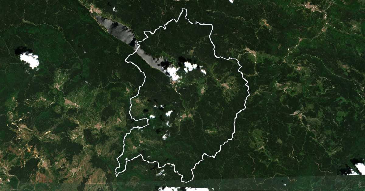 Imagen de satélite con el límite trazado: Dospat
