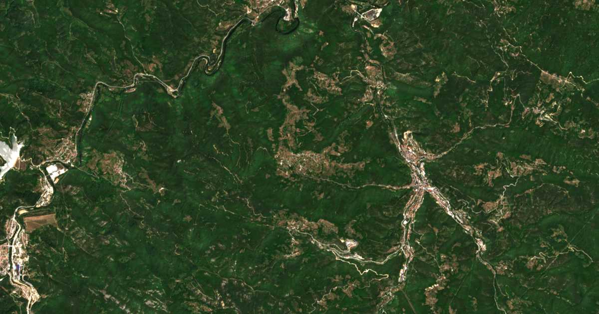 Mapa por satélite de Mǎglišta