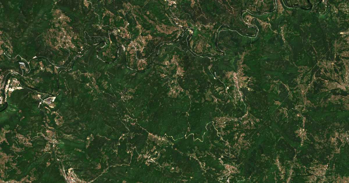 Mapa por satélite de Ravnil