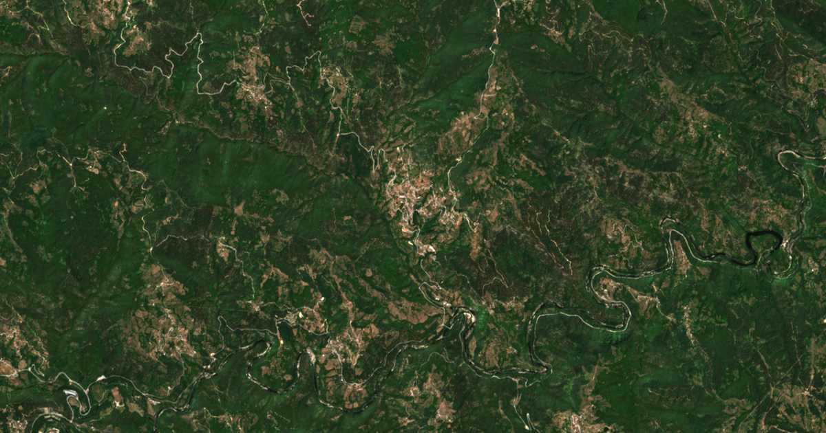 Mapa por satélite de Vǎrbina