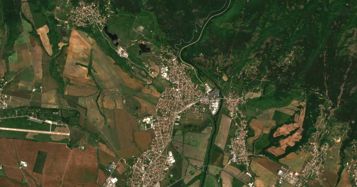 Mapa por satélite de Novi Iskǎr