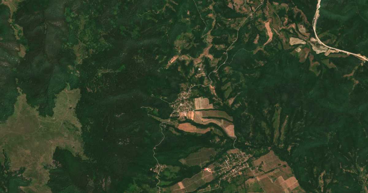 Mapa por satélite de Raškovo