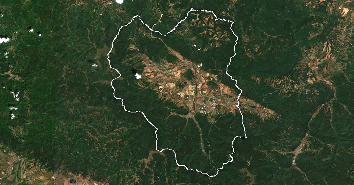 Imagen de satélite con el límite trazado: Botevgrad