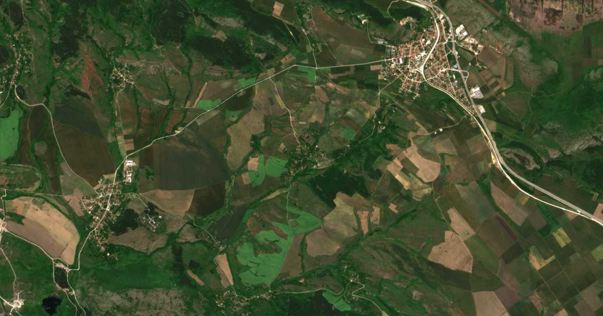 Mapa por satélite de Čukovezer