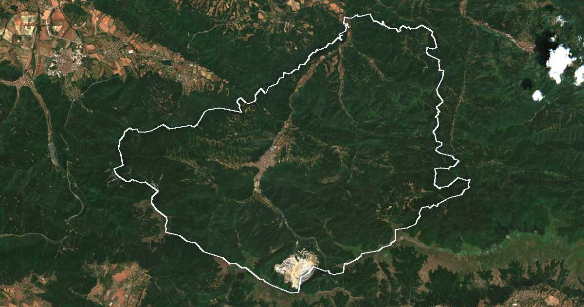 Imagen de satélite con el límite trazado: Etropole