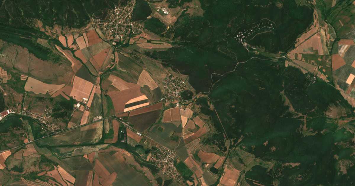 Mapa por satélite de Saranci