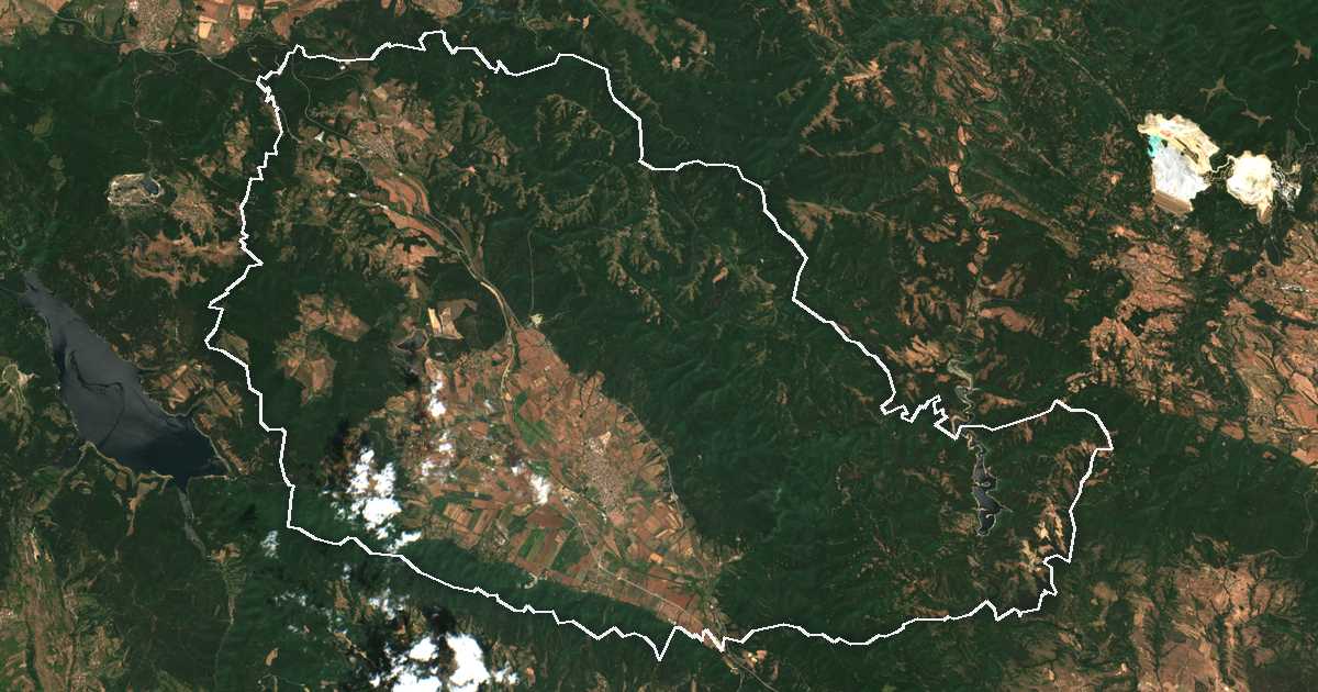 Imagen de satélite con el límite trazado: Ihtiman