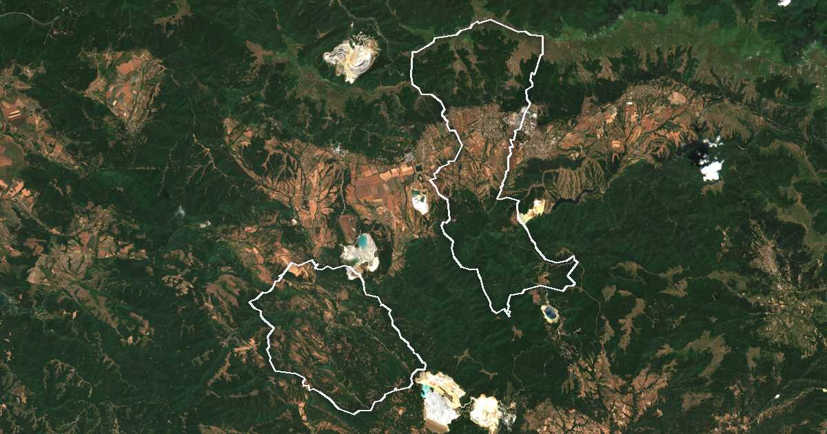 Imagen de satélite con el límite trazado: Zlatitsa