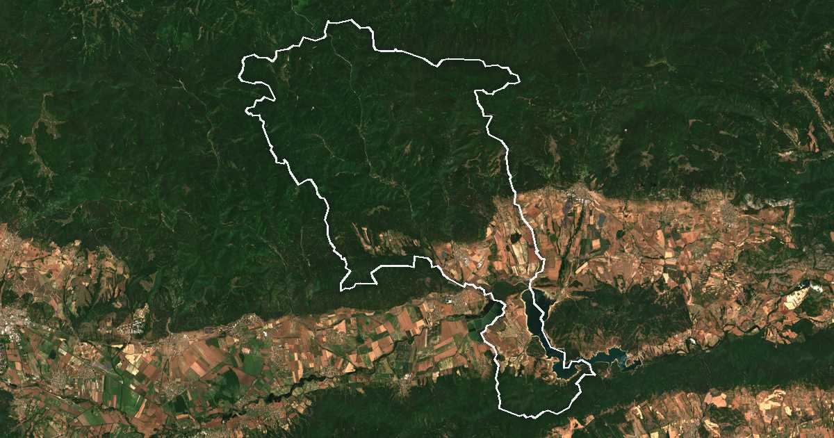 Imagen de satélite con el límite trazado: Gurkovo