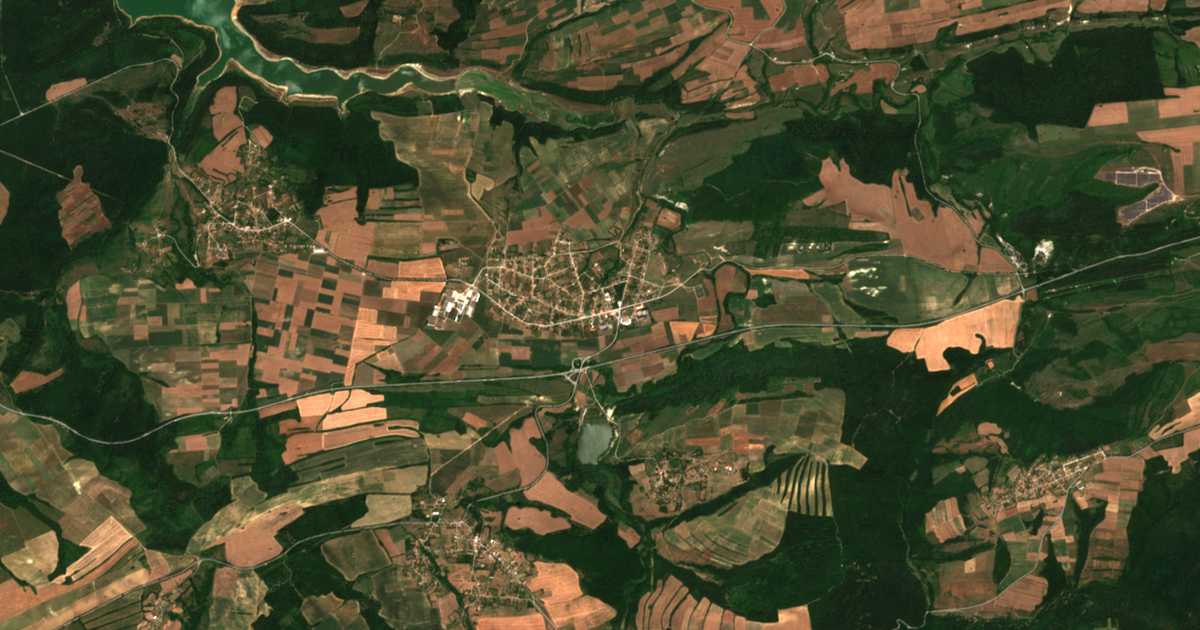 Mapa por satélite de Kamburovo