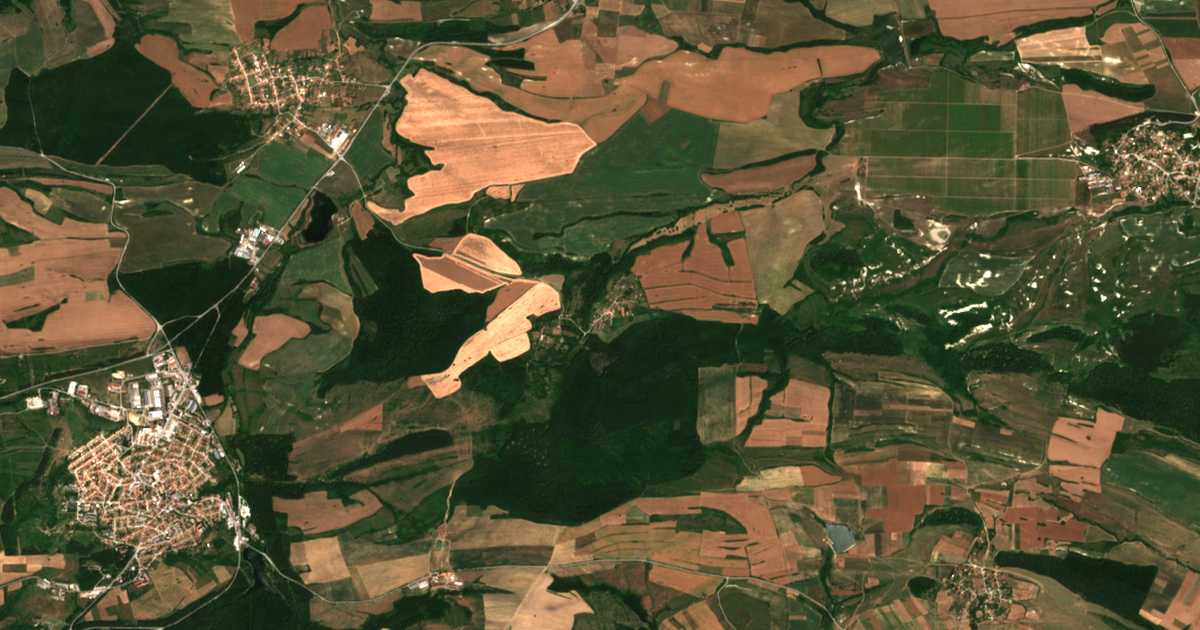 Mapa por satélite de Tǎpčileštovo