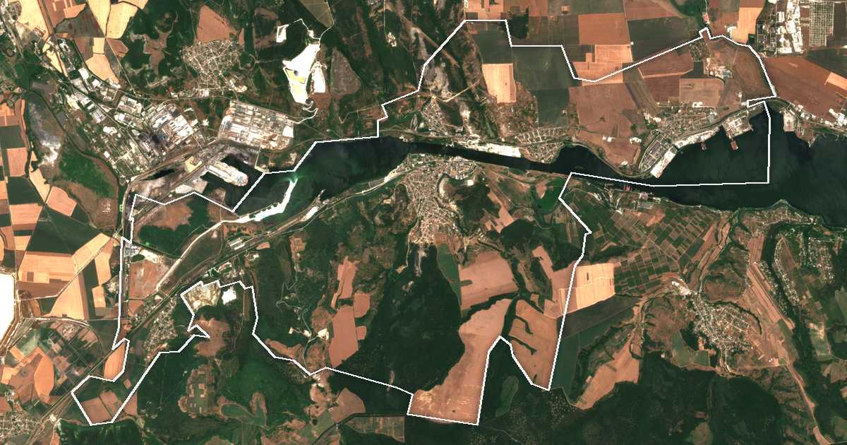 Imagen de satélite con el límite trazado: Beloslav