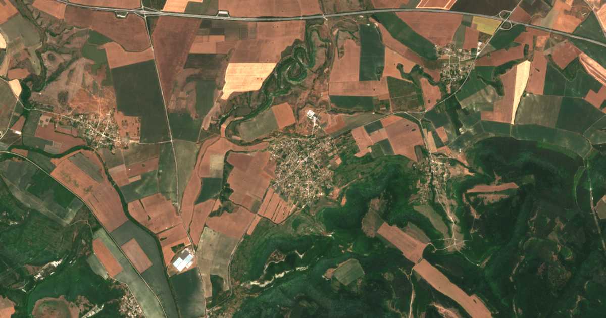 Mapa por satélite de Petrov Dol