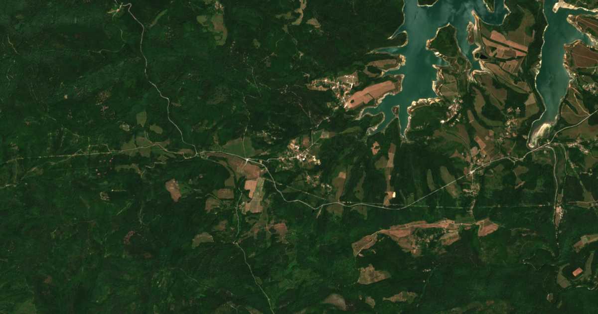 Mapa por satélite de Sredni kolibi