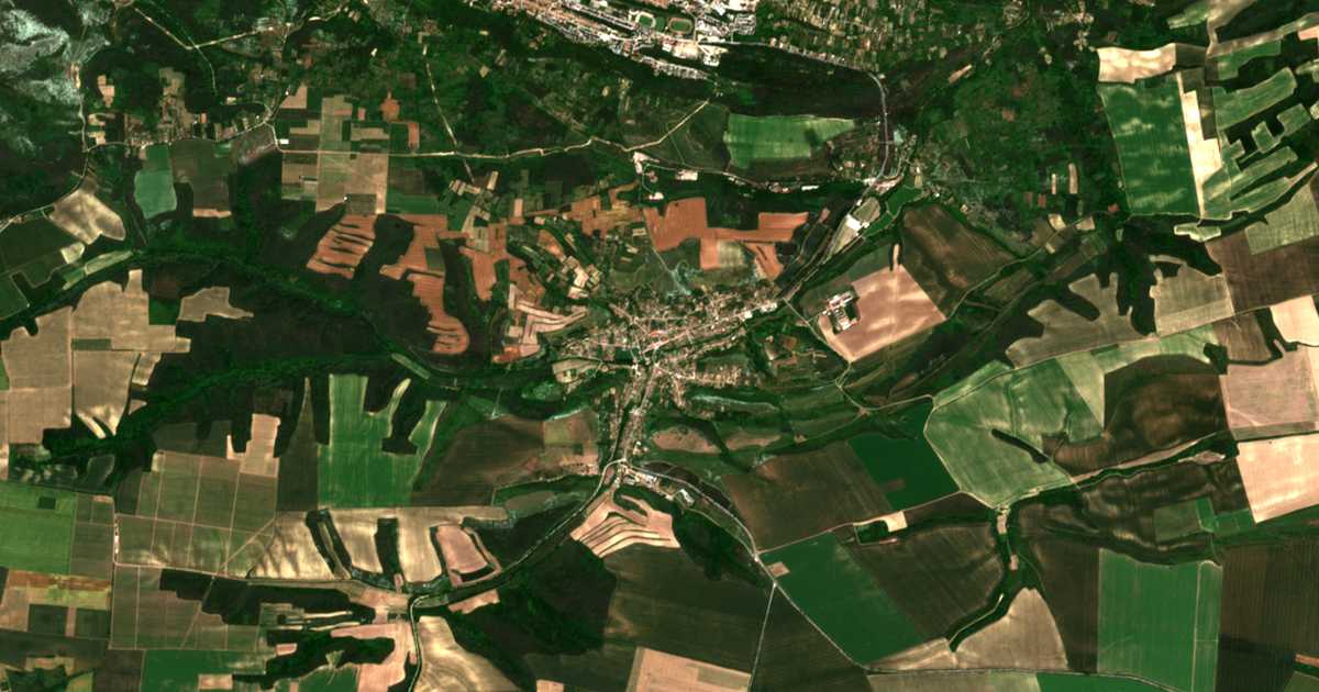 Mapa por satélite de Carevec