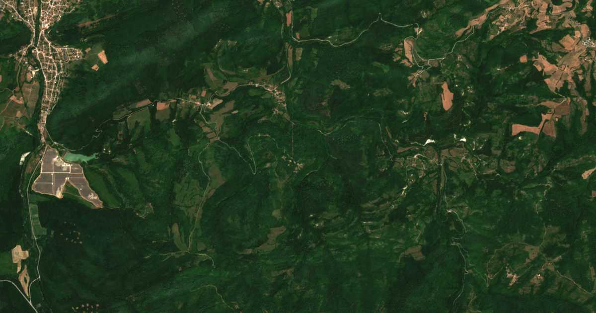 Mapa por satélite de Dedinci