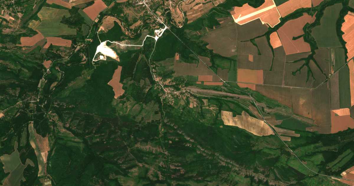 Mapa por satélite de Plešivec