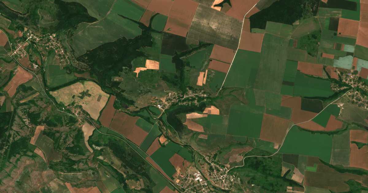 Mapa por satélite de Dobruša