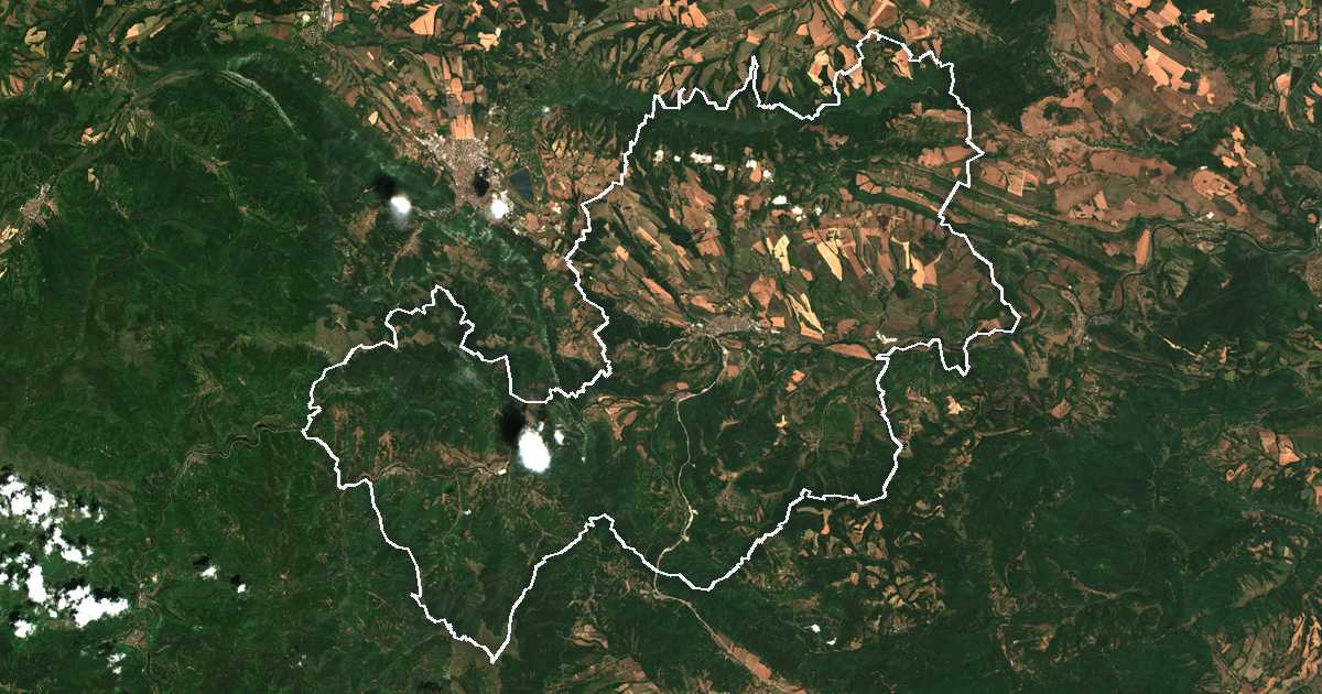 Imagen de satélite con el límite trazado: Mezdra