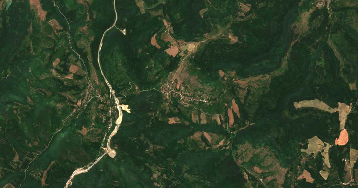 Mapa por satélite de Tipčenica
