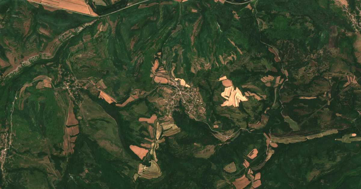 Mapa por satélite de Sinjo Bǎrdo