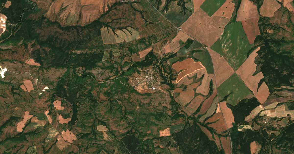 Mapa por satélite de Melnica