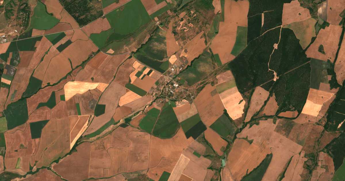 Mapa por satélite de Žrebino
