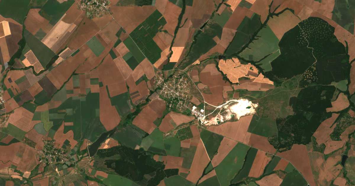 Mapa por satélite de Kamenec