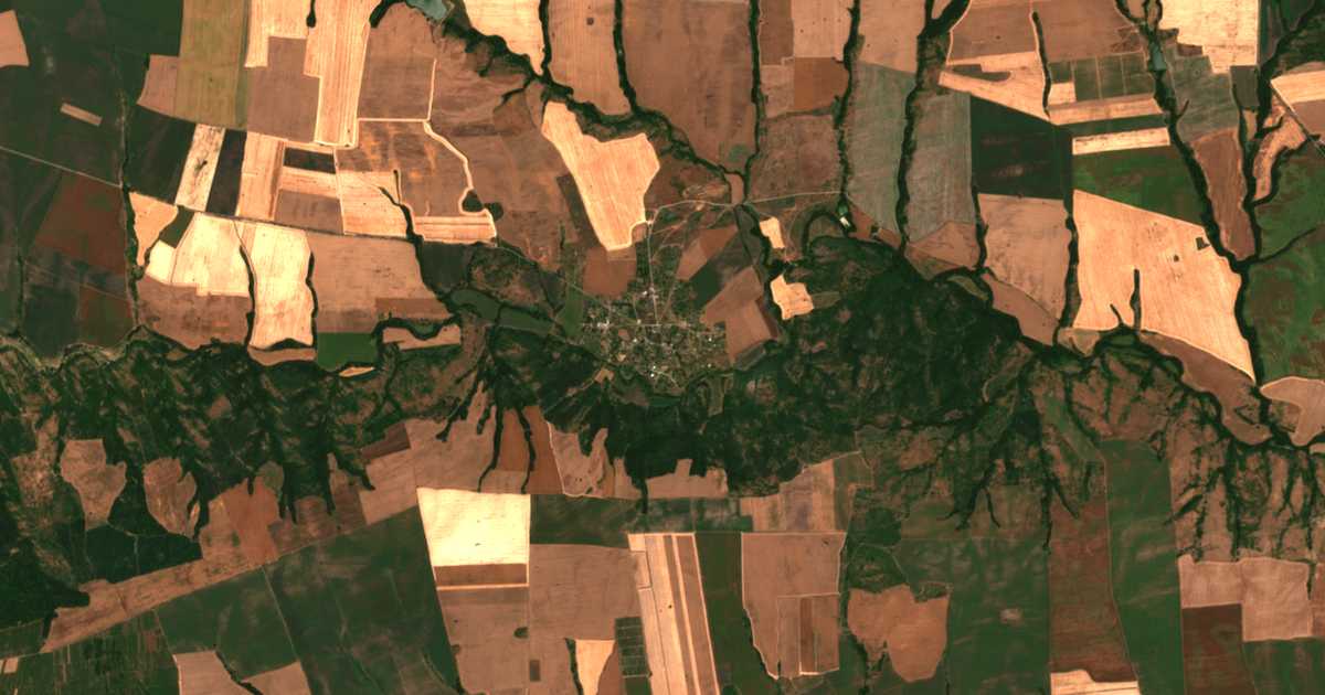 Mapa por satélite de Pravdino