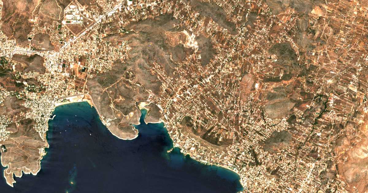 Mapa por satélite de Agía Marína