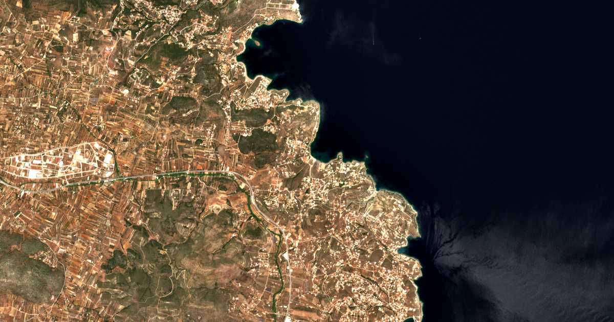 Mapa por satélite de Péfka