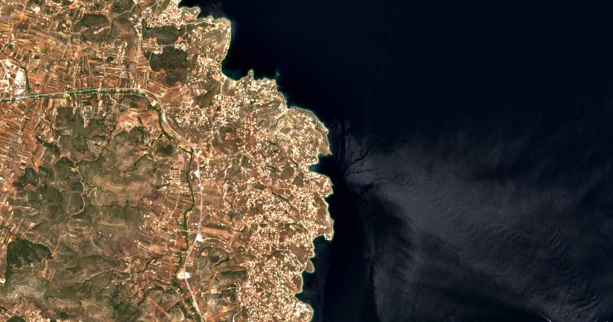 Mapa por satélite de Pórto Enniá