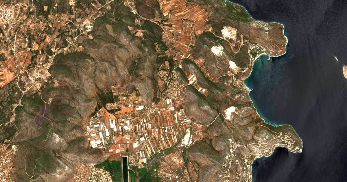 Mapa por satélite de Ávra