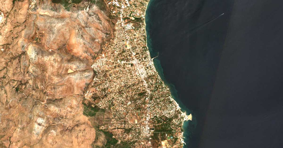 Mapa por satélite de Néa Mákri