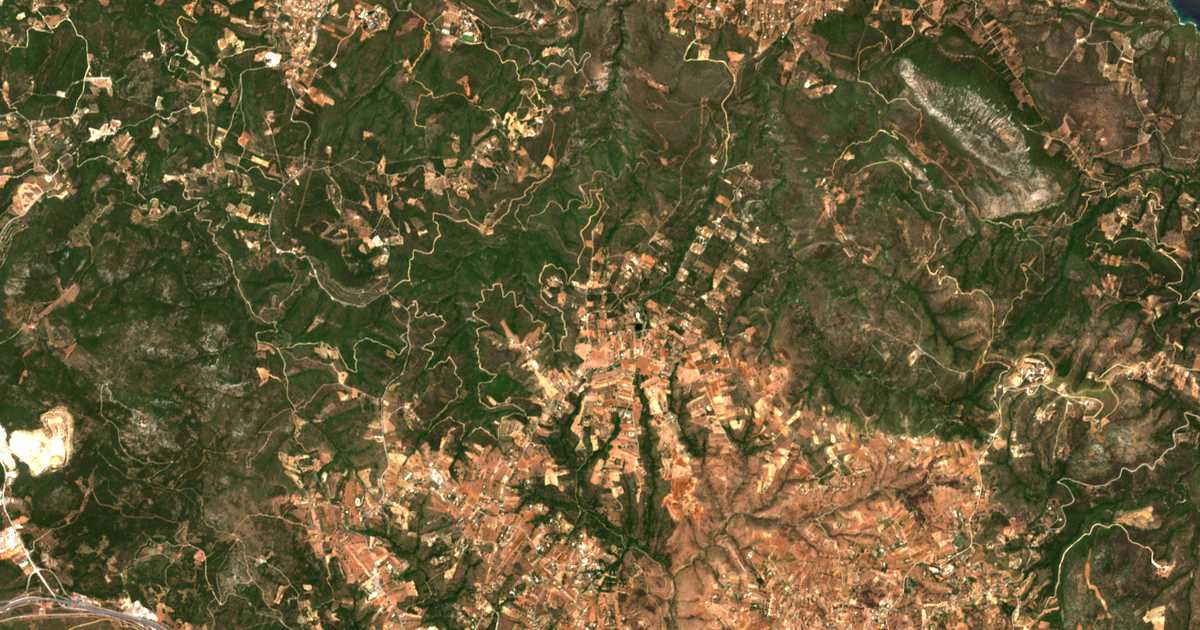 Mapa por satélite de Ágioi Anárgyroi