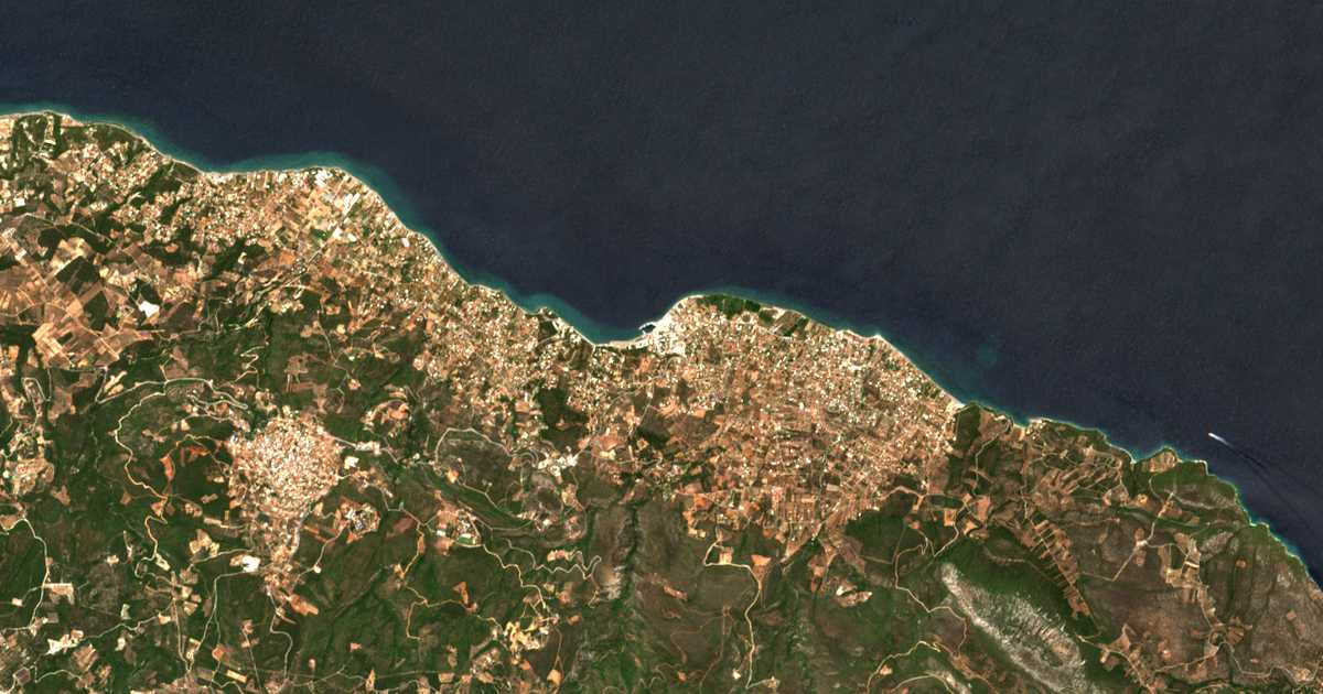 Mapa por satélite de Ágioi Apóstoloi
