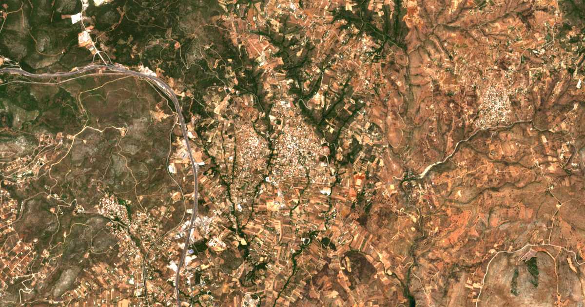 Mapa por satélite de Kapandrítion