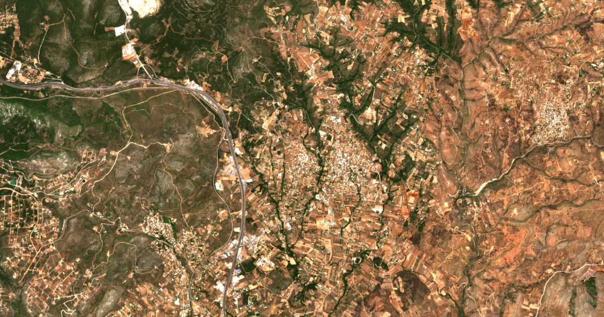 Mapa por satélite de Polydéndrion