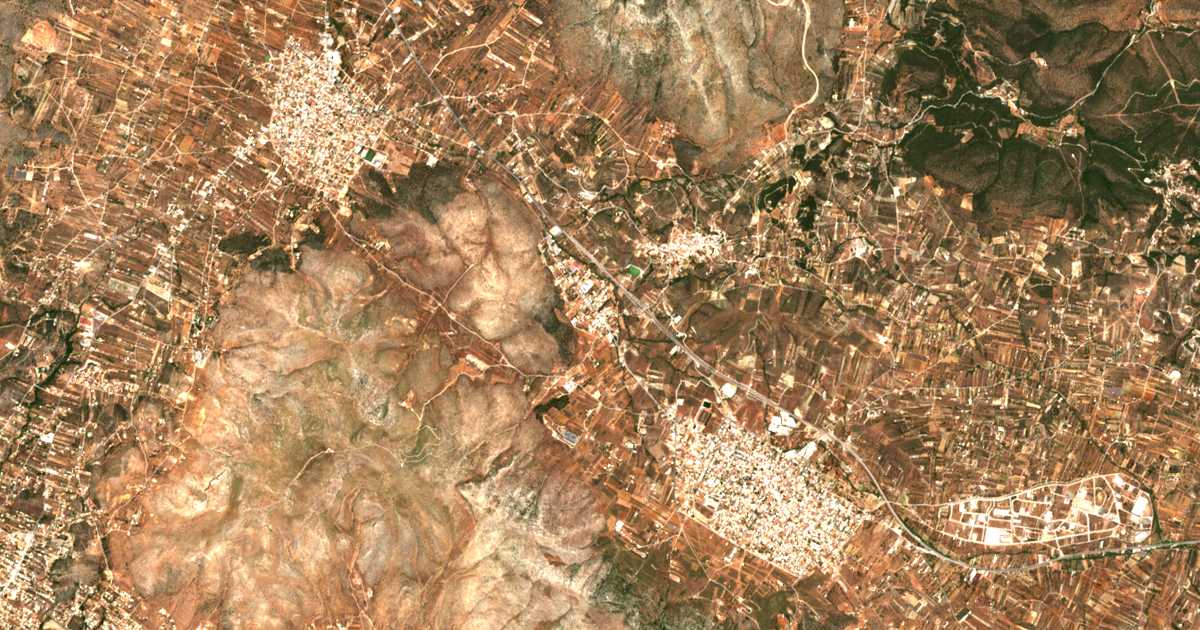 Mapa por satélite de Néos Kouvarás