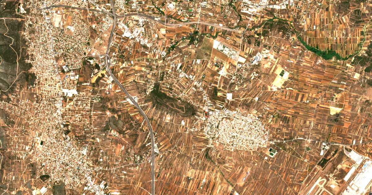 Mapa por satélite de Ágios Nikólaos Boúra