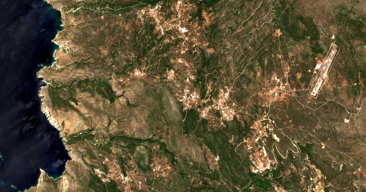 Mapa por satélite de Aroniádika
