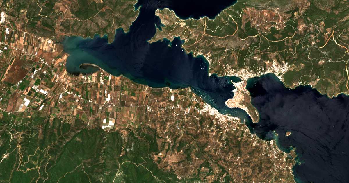 Mapa por satélite de Agía Sotíra