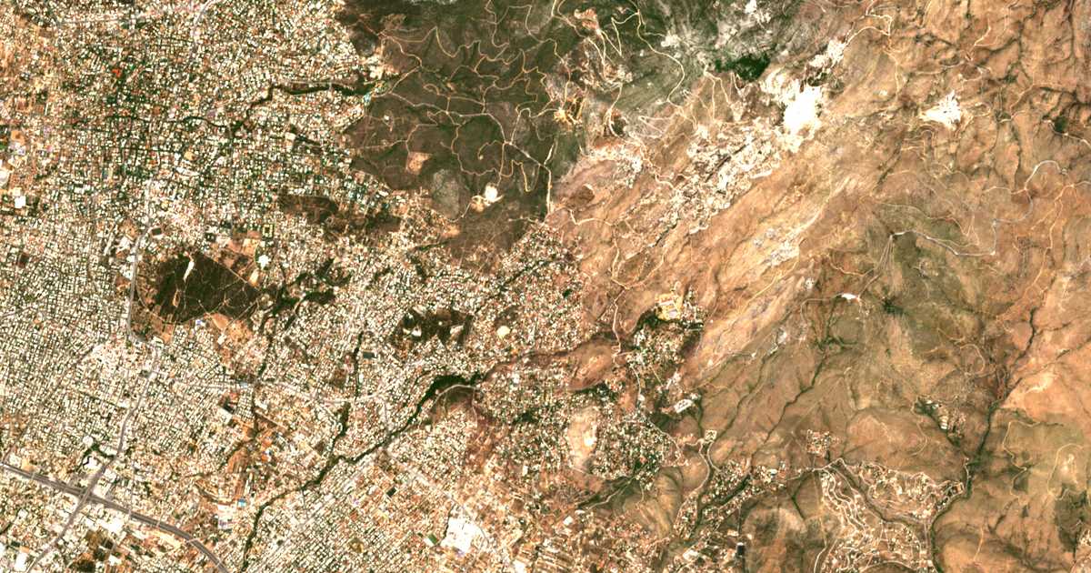 Mapa por satélite de Néa Pentéli