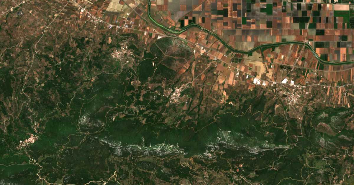 Mapa por satélite de Ypsilántis