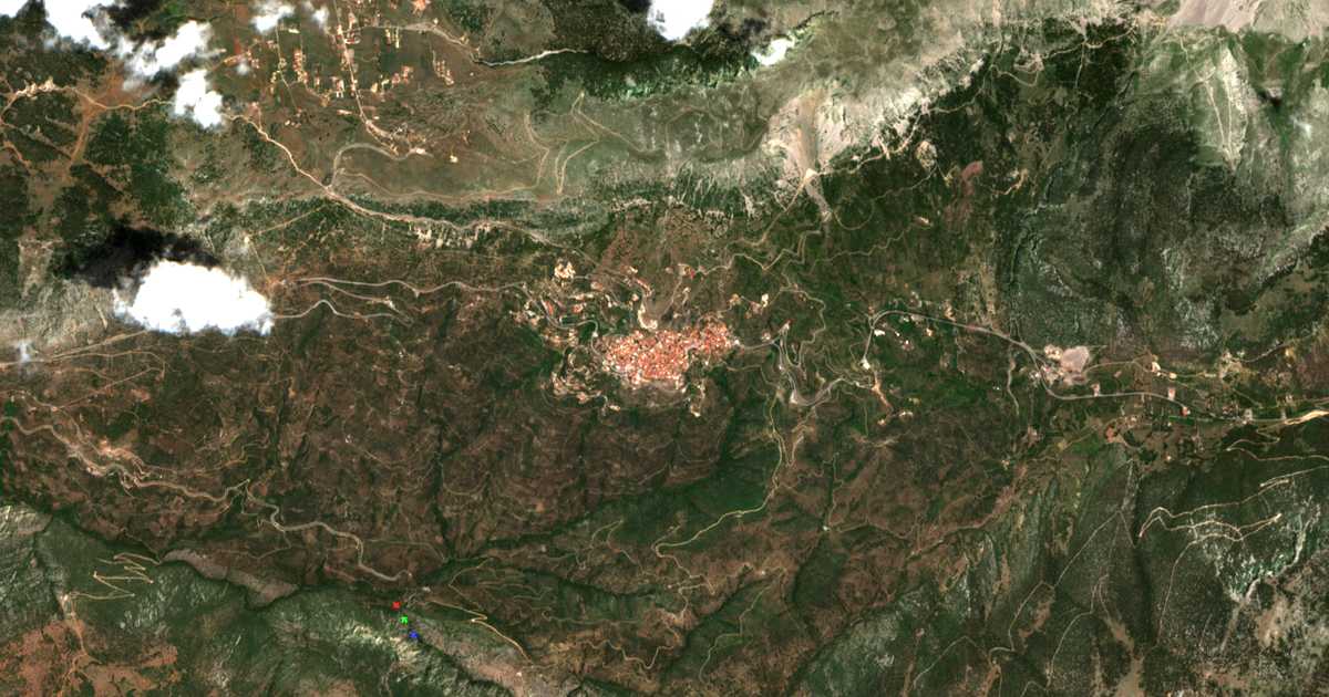 Mapa por satélite de Arájova