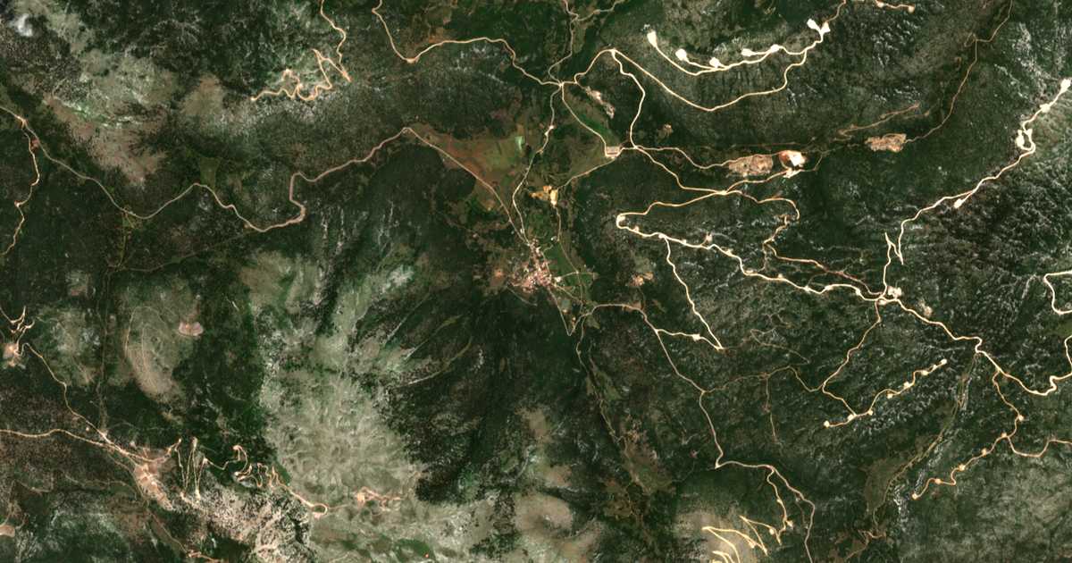 Mapa por satélite de Agía Ánna
