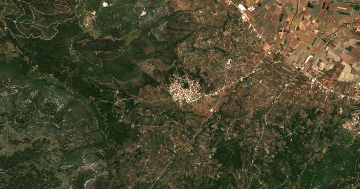 Mapa por satélite de Ágios Geórgios
