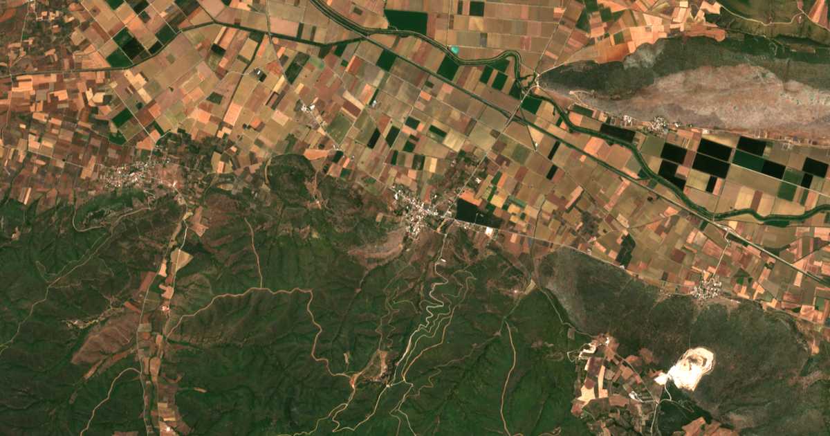 Mapa por satélite de Queronea