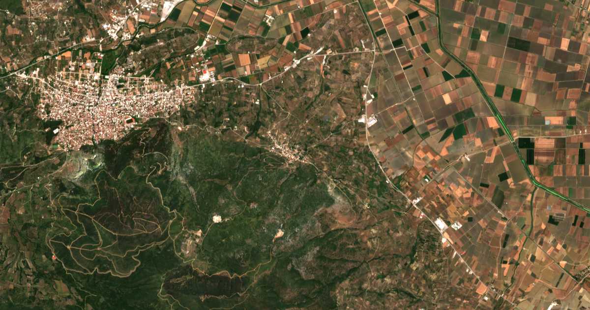 Mapa por satélite de Lafýstion